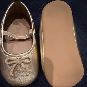 Brand new gold baby girl ballet slipper 18-24 months